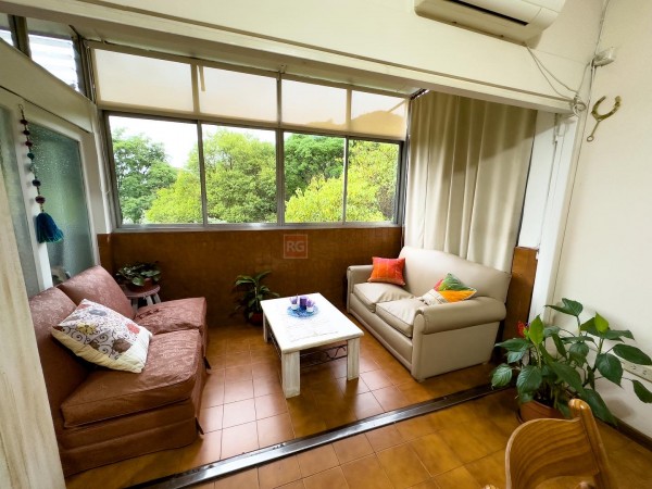 Departamento en Av. Hipolito Yrigoyen