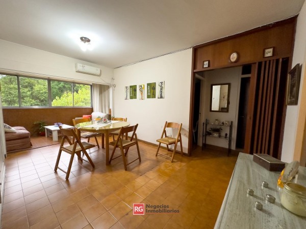 Departamento en Av. Hipolito Yrigoyen