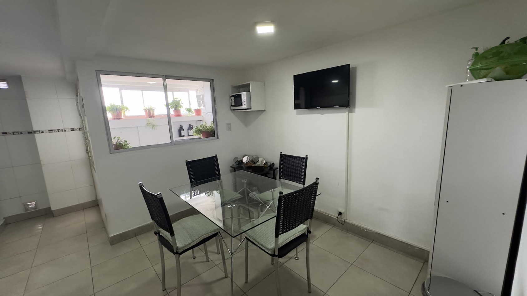 Departamento 3 dormitorios + 109 m2 en macrocentro, Salta Capital.