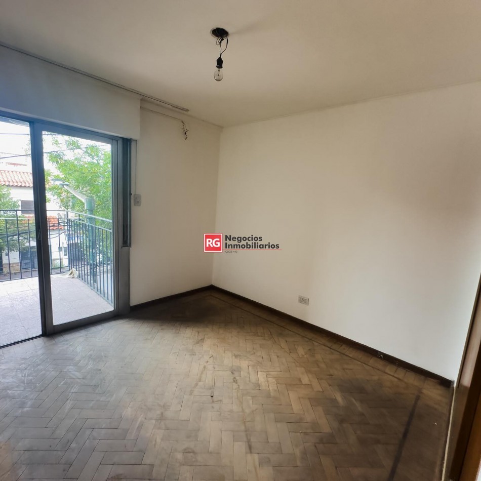 Departamento en Avenida Belgrano al 900