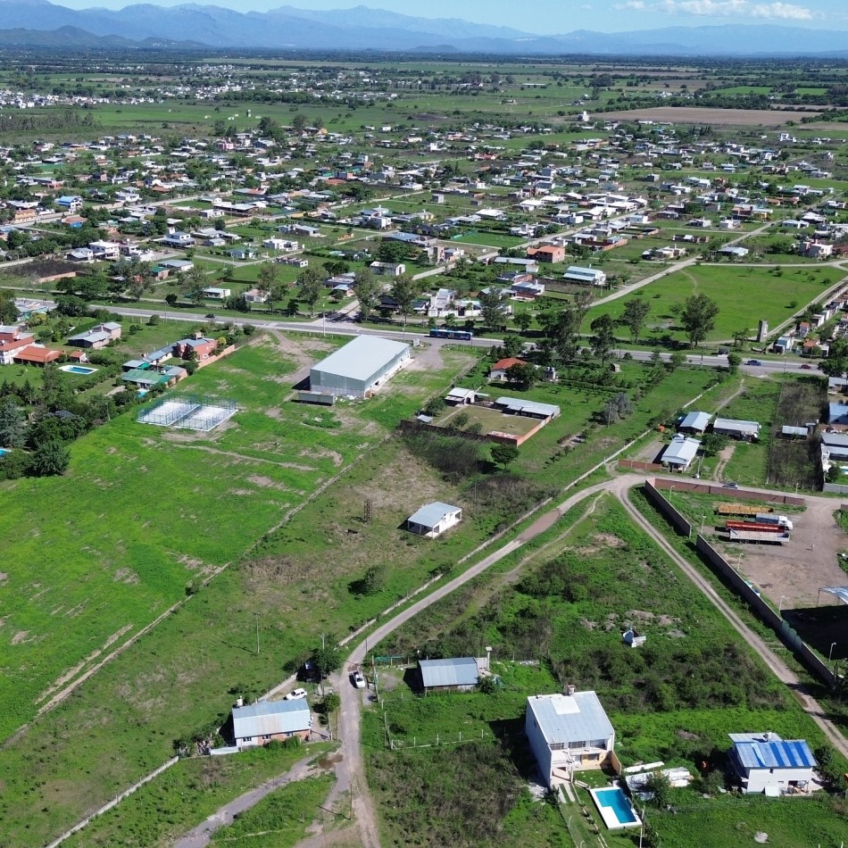 VENTA - lote de 9988 mts sobre ruta 51