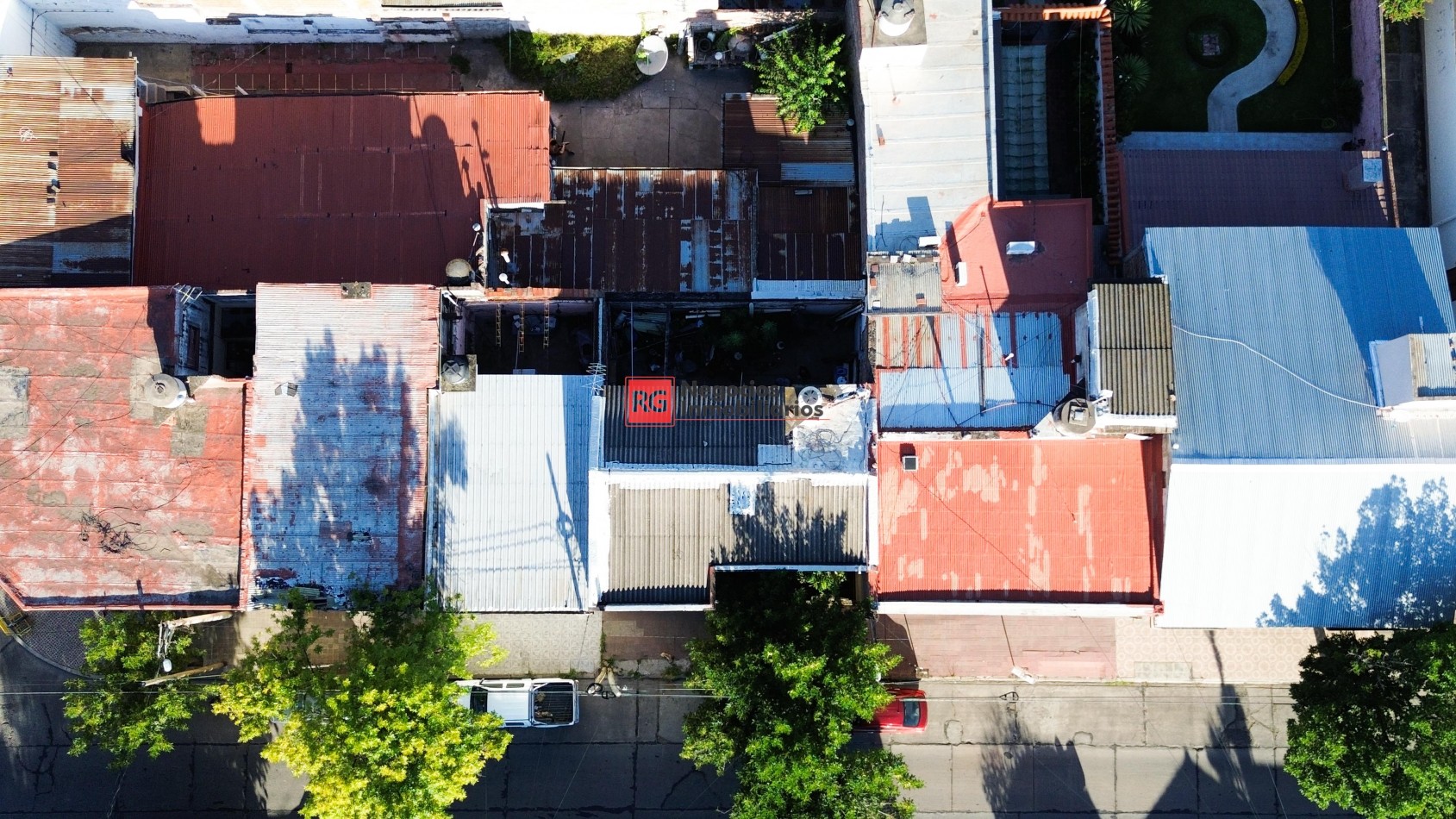 Casa a reciclar en calle Junin al 400