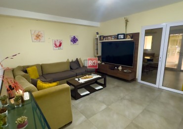 Casa en zona norte - Barrio Los Profesionales