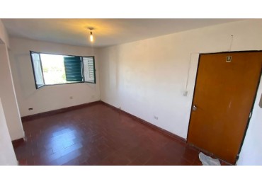 Departamento de 2 dormitorios en  B° Bancario 