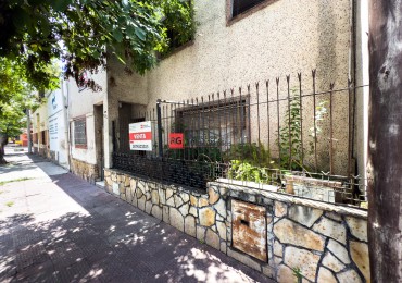 Casa a reciclar en calle Junin al 400